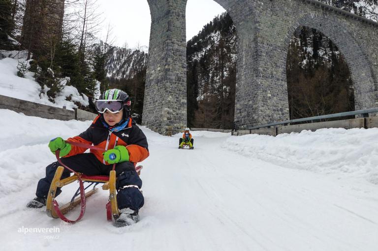 Alpenverein OEAV.CZ | S dětmi do Švýcarska Alpenverein OEAV.CZ | S dětmi do Švýcarska